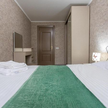 Ninia'S Apartment كوتايسي المظهر الخارجي الصورة