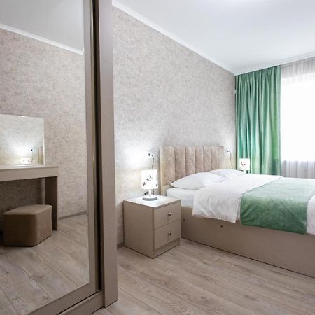 Ninia'S Apartment كوتايسي المظهر الخارجي الصورة